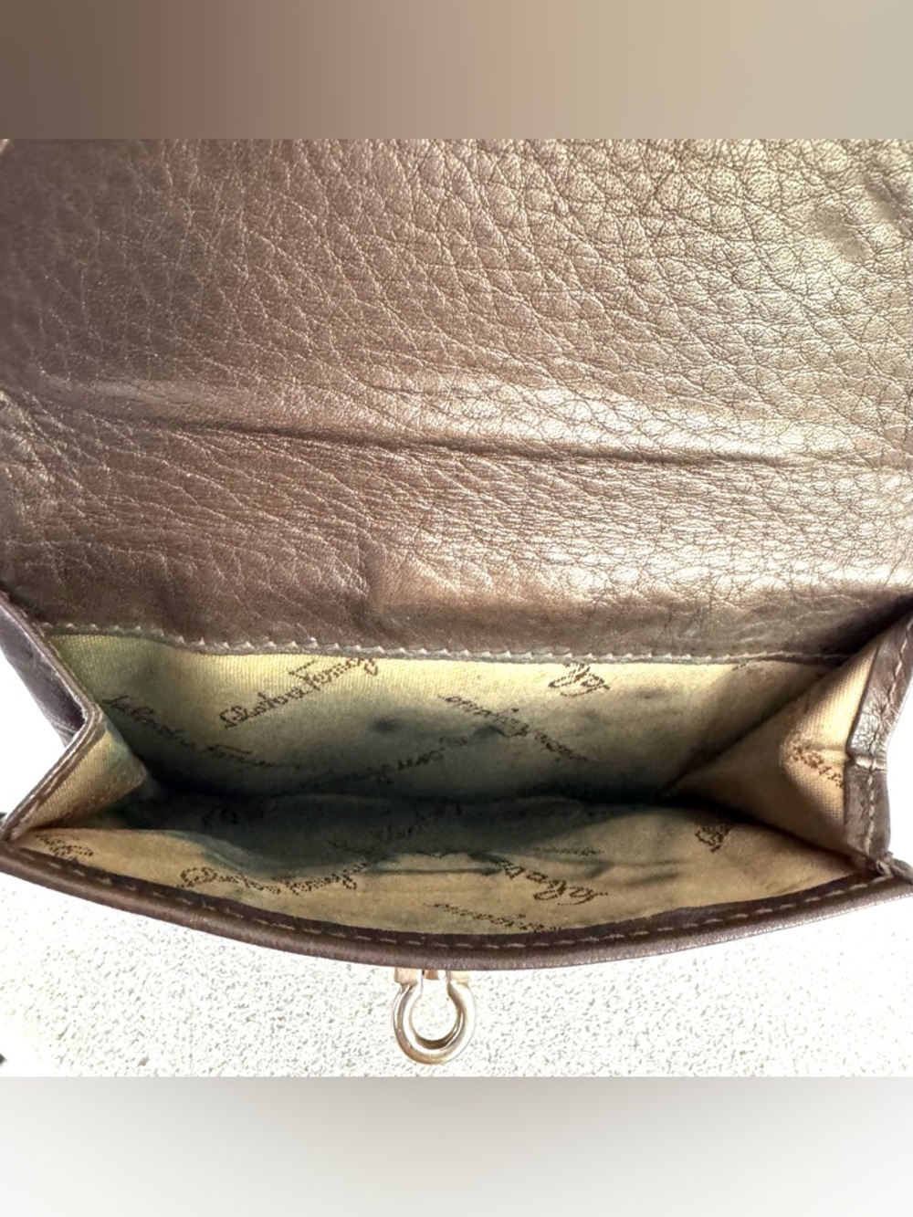 SALVATORE FERRAGAMO Vintage Brown Leather Gancini Wallet - Picture 7 of 9